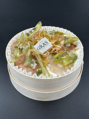 Saint-Jacques, sauce au champagne, poireau dans tous ses états 