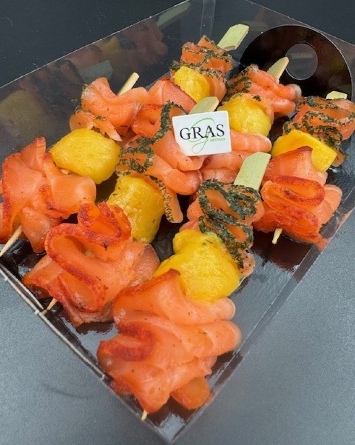 Mini brochette gravlax de saumon mangue