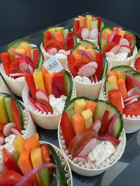 Mini Paniers de légumes croquants sauce César 6 pces 
