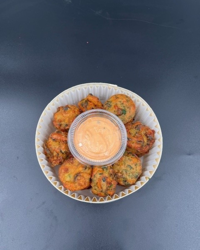 Panier de beignets  de moules + sauce tomatée